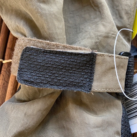 Kombi Snowboarding Gloves - Picture 3 of 9